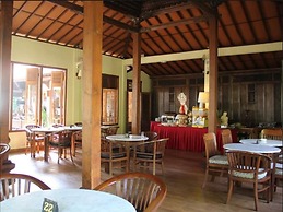 Besakih Beach Hotel