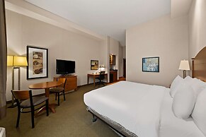 Best Western Plus Orangeville Inn & Suites