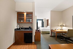 Best Western Plus Orangeville Inn & Suites