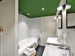 ibis Styles Lyon Meyzieu Arena Stadium