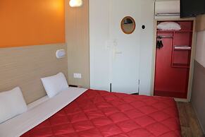 Hotel Première Classe Saint Quentin En Yvelines - Elancourt