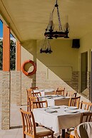 Esmeralda Hotel