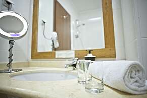 Rembrandt Hotel