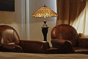Rembrandt Hotel
