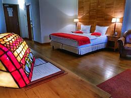 Rembrandt Hotel