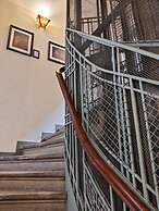 Rembrandt Hotel