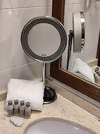 Rembrandt Hotel