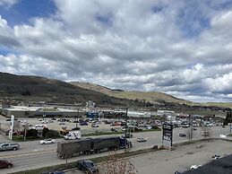 Divya Sutra Plaza and Conference Centre, Vernon, BC