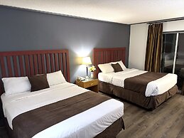 Divya Sutra Plaza and Conference Centre, Vernon, BC