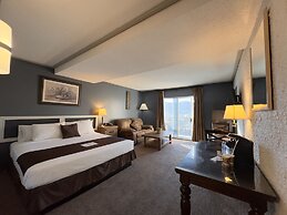 Divya Sutra Plaza and Conference Centre, Vernon, BC