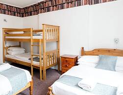 St Athans Hotel