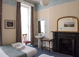 St Athans Hotel