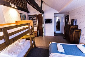 St Athans Hotel