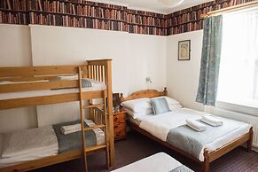 St Athans Hotel