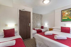 St Athans Hotel