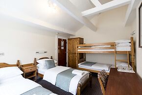 St Athans Hotel