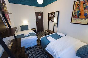 St Athans Hotel