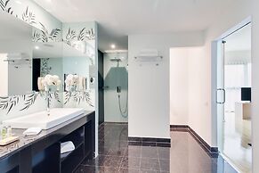 DoubleTree by Hilton Cluj – City Plaza