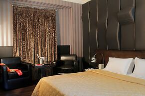 Galaxy Art Hotel