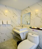 Phuket Airport Hotel