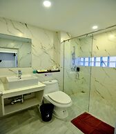 Phuket Airport Hotel