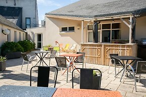 Logis Hôtel Au Chêne Vert