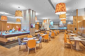 Four Points by Sheraton Shanghai, Daning