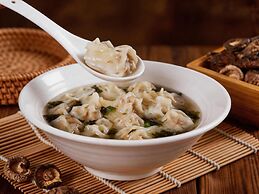 Four Points by Sheraton Shanghai, Daning