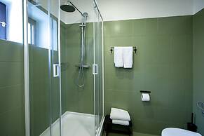 Sir Toby's Midtown - Hostel