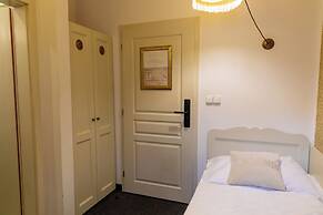 Sir Toby's Midtown - Hostel