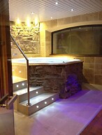 Logis Hôtel Les Autanes & Spa