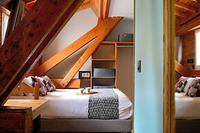Logis Hôtel Les Autanes & Spa