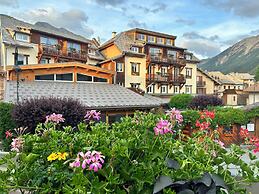 Logis Hôtel Les Autanes & Spa
