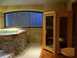 Logis Hôtel Les Autanes & Spa