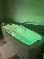 Logis Hôtel Les Autanes & Spa