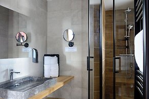 Logis Hôtel Les Autanes & Spa