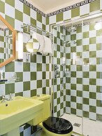Hôtel Les Deux Gares & Spa