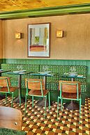 Hôtel Les Deux Gares & Spa