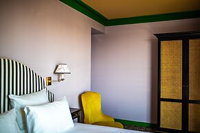 Hôtel Les Deux Gares & Spa