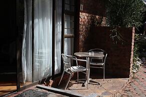 Bluewater Beachfront Guesthouse