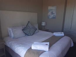Bluewater Beachfront Guesthouse