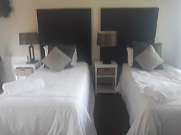 Bluewater Beachfront Guesthouse