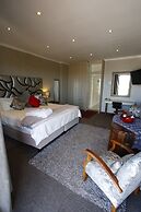 Bluewater Beachfront Guesthouse