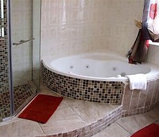 Bluewater Beachfront Guesthouse