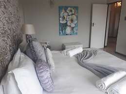 Bluewater Beachfront Guesthouse