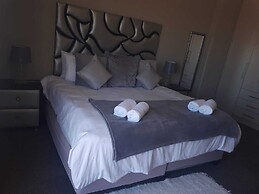 Bluewater Beachfront Guesthouse