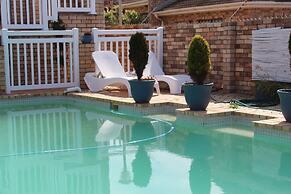 Bluewater Beachfront Guesthouse