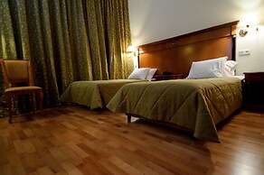Kristoff Hotel