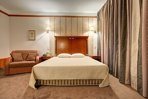 Kristoff Hotel