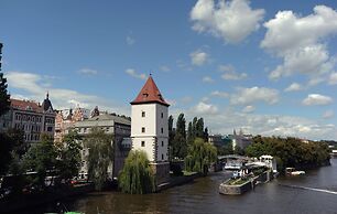 Hotel Pav